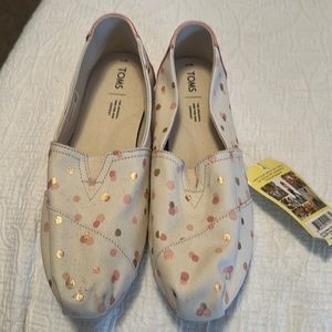 Toms Pink Polka Dot BRAND NEW